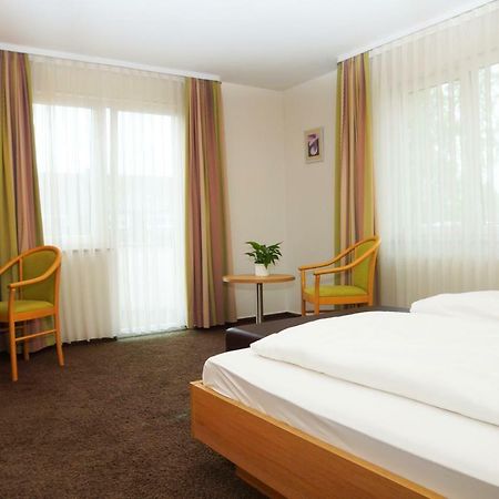 Hotel Krauthof Ludwigsburg Bagian luar foto