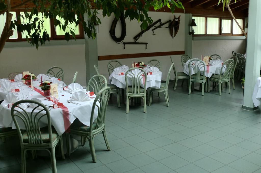 Hotel Krauthof Ludwigsburg Bagian luar foto
